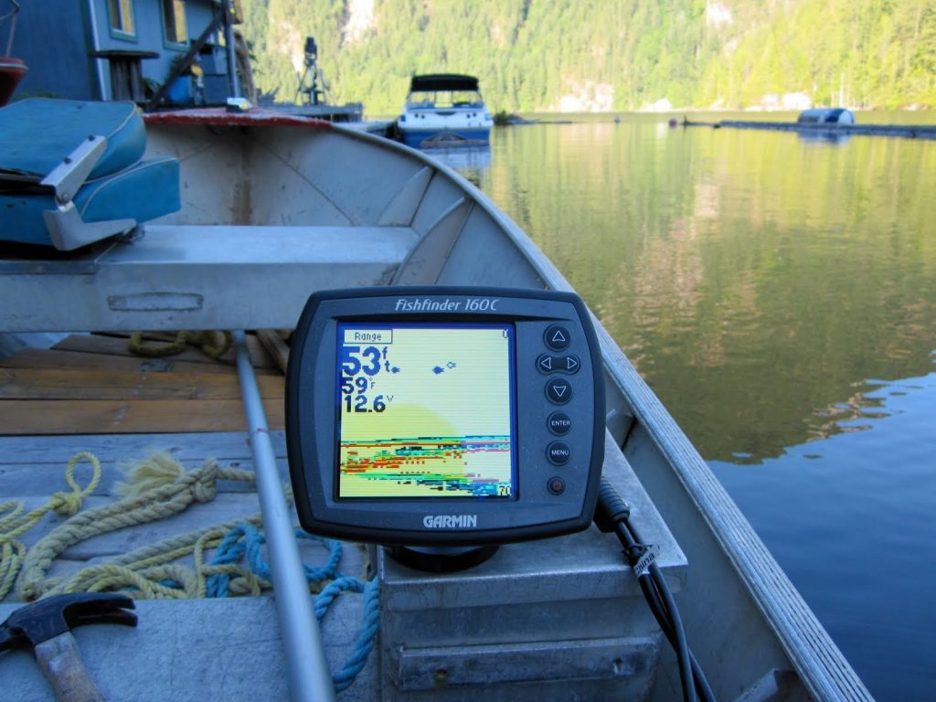 7 Best Fish Finder GPS Combos to Make Each Fishing Trip a Success (Summer 2022)