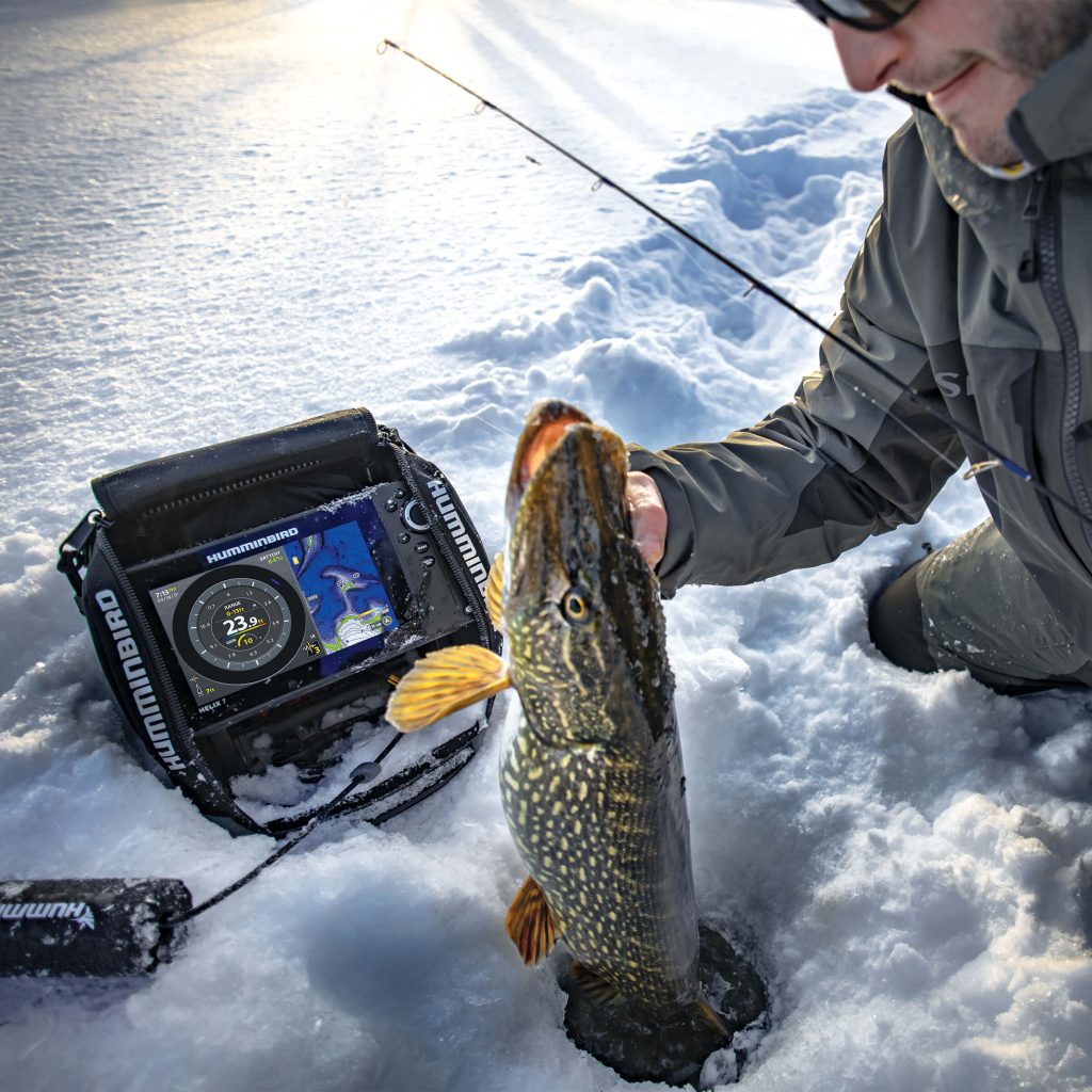 6 Best Ice Fishing Fish Finders - Examine The Fish Under The Ice! (Summer 2022)