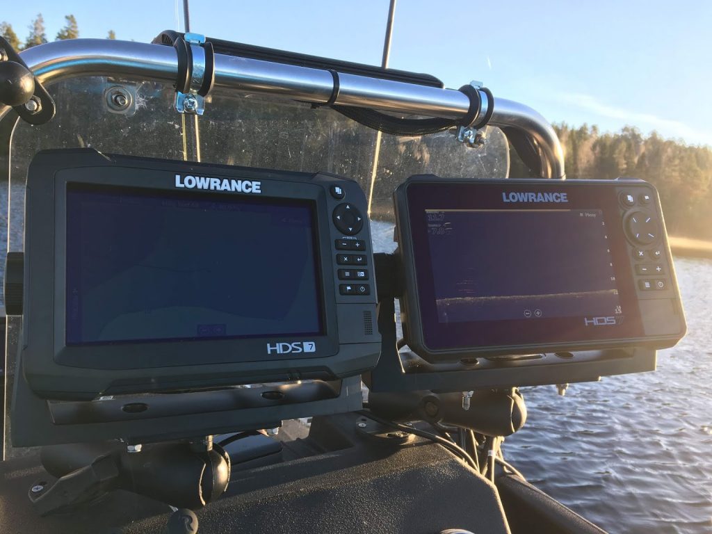 5 Outstanding Side Imaging Fish Finders – Employ the Best Technologies! (Summer 2022)