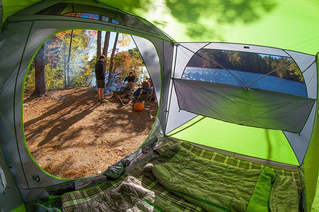 Best 6 Person Tents - Get Enough Space For Everyone! (Summer 2022)
