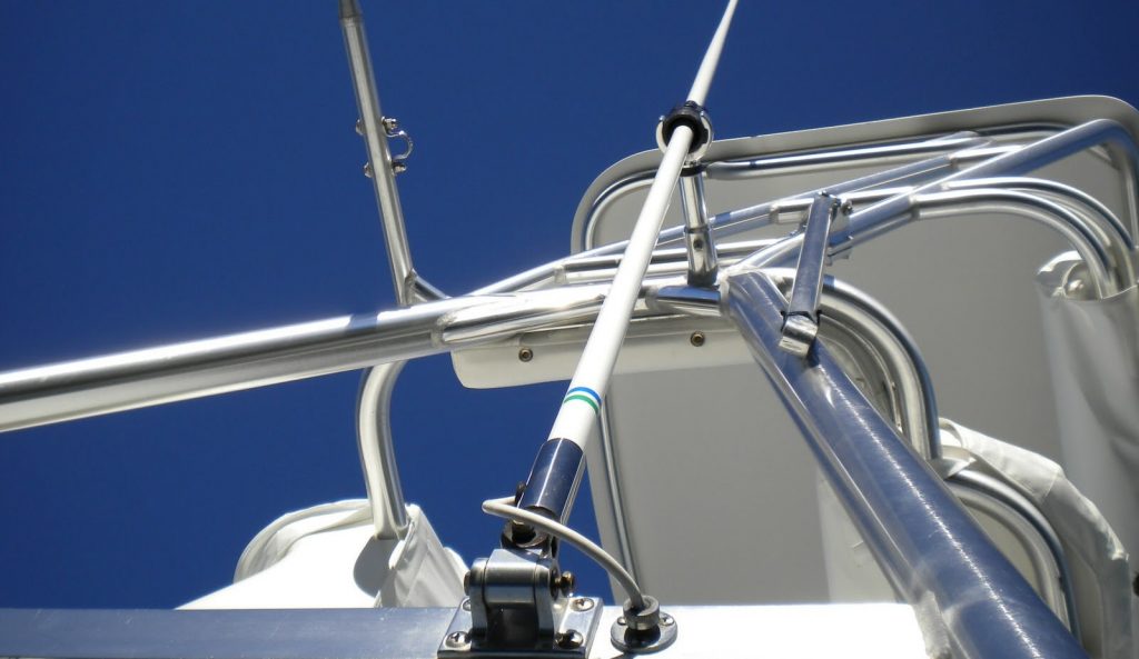 5 Best VHF Antennas — Stay in Touch with the World! (Summer 2022)