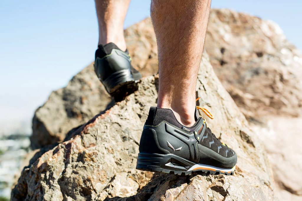 8 Best Approach Shoes to Walk and Climb Anywhere You Want (Summer 2022)
