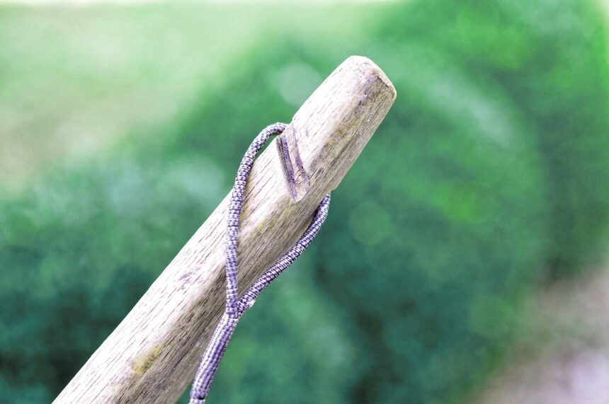 How to Make a Bow and Arrow: Tips for Survivors and DIY Enthusiasts